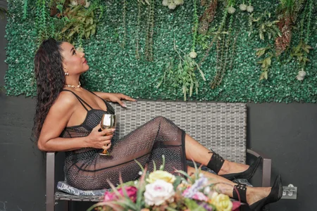 thickebonyass Im a queen. 🥵👑 Pic 3