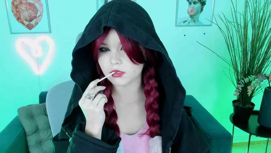 Elainebeness witch Pic