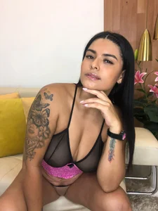 Gretta_Hils 🍒🍾🌹✨ Pic 3