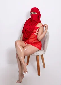 Jasmin_hamdan: I don't promise calm, I promise fire ( 4 фото)