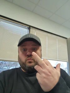 Average_Midwest_Man's XXX Nude Photo 2