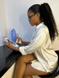 vanestraus your sexy receptionist😏 รูป  5