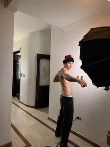 AsmodeoCox chill in home Fotka 3