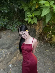 CeliaWalk my sexy body Immagine 