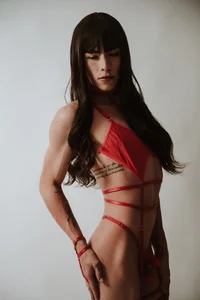 Charlotteinpole Public Pic 3