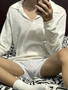 Adriann_vossのDan Pajamasの 2枚の写真