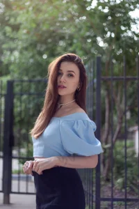 AliceCharmy Blue Pic