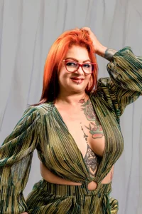 EMILY_ROUSSE71 Public Pic 5