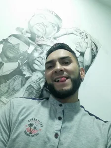 rolobotのunos selfiesの 5枚の写真