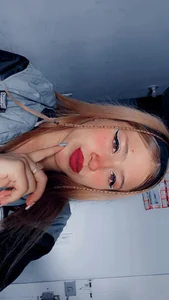 Melodyy_Anal Public Photo