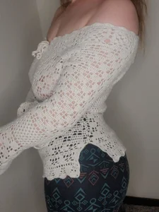 TinyMILF666 Public Pic