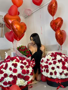 valerietnt Love flowers Pic 2