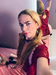 JPavlova_cr: TOO HOT TO IGNORE 🔥😈🍆 ( 2 фото)