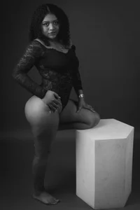 Natasha_rose__ In black and white Immagine  3