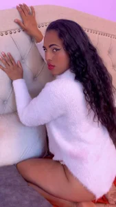 AuroraRousee Public Pic 2