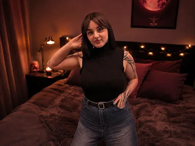 Emily_swain Public slika 2