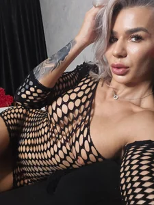 SquirtyFit_Devil Public Foto 5