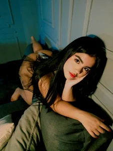 RenataBellucciSweet maid ✨图片