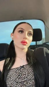 EfiMeyer Beauty 💋 Pic 2