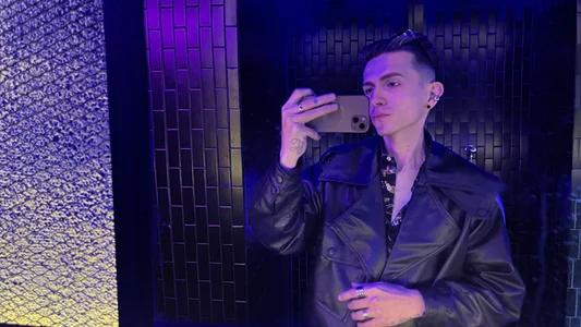 smallgiant27 Public Foto 5