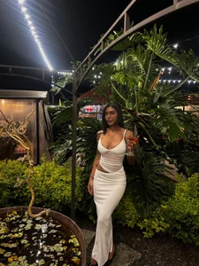 RachelArias Live, Love, Indulge🦋 Billede 4