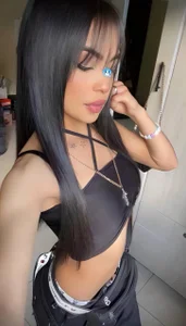 Miley_rouse Public 사진 3