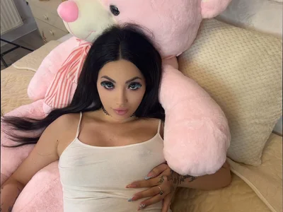 LisaRaee Oh .. those eyes Poză 8