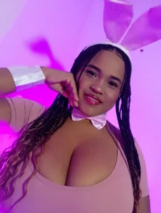 PlacerTallaXXX Hot Bunny Poză 3