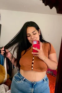 Bigbooty_sex kullanıcısının Bigbooty🍑✨ albümü -  2 fotoğraf