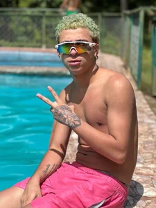 Hollmanhot Public slika 2