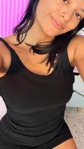 EllaScott7 Public Immagine  5