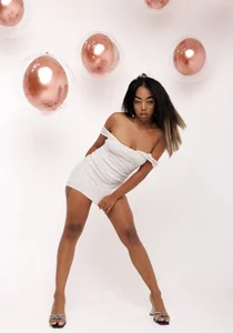 Alondrasparrow2のHappy dayの枚の写真