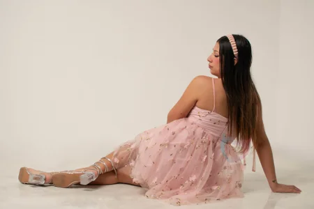 BellyRouse A Birthday Treat: Unwrapping Temptation Immagine  4