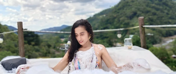 Holyjacky_ Enjoying nature and a delicious shower Immagine  5