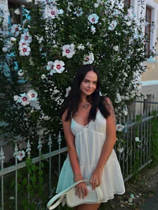 DinaTasty just me ♡ Hình 2