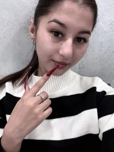 JasminKitany striped jasmine🖤🤍 Poză 3