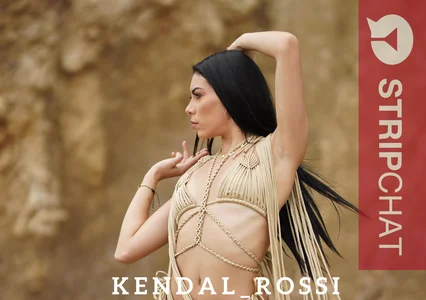 kendal_rossi Anuncio masivo Gambar