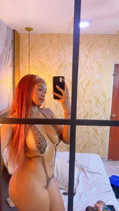 JanneCooperのyou perfect girl 🤎🦋の 9枚の写真