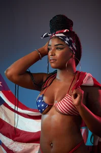 malu_horny_69 Dressed (or maybe not) to make history this 4th 🇺🇸💋 Pic 4