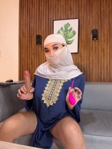 Yara_Rubab In My Dirty Thoughts Pic 4