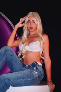 MelissaMoore_ 🔥AlterGlow🔥 зображення 8