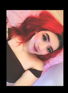 MelannyCurvy Public Pic 4