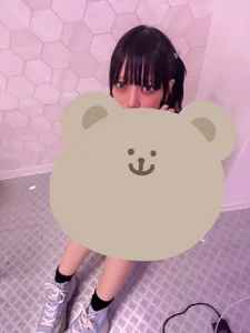 vs-LINKA-vs's photo
