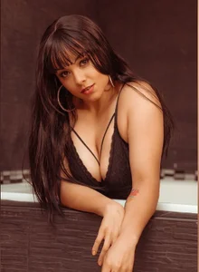 Aurora_Luxx Just a little of me ! Pic