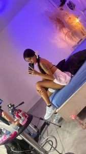 andy_may18 🤍 Εικόνα 3