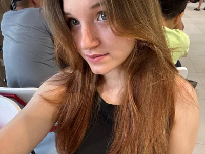 Dellya_Cute Public Immagine  6