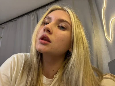 Sara_Breinor Public Pic 3