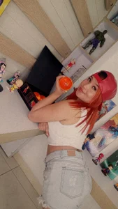 Eyleen_24 GAMER GIRL صورة واحدة|Eyleen_24 GAMER GIRL صورتان|Eyleen_24 GAMER GIRL  5 صور|Eyleen_24 GAMER GIRL  5 صورة