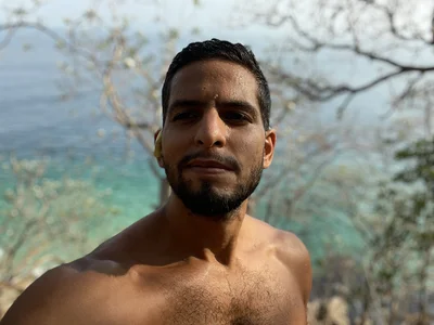 Tony_herePublic Bild 5