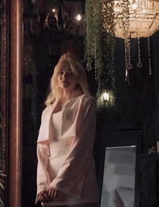 AdeleCartier Public Foto 2